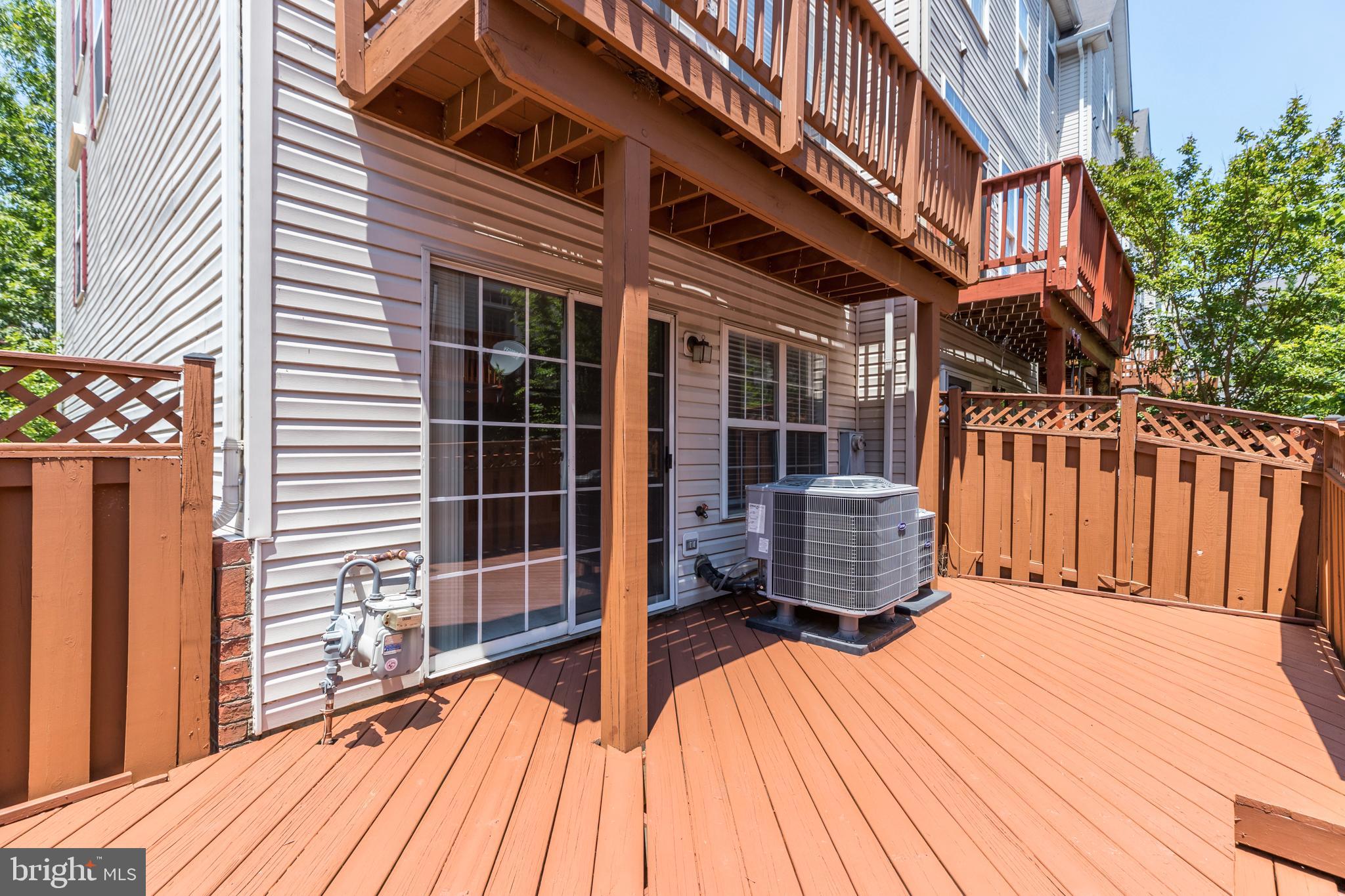176 BARRETT PLACE