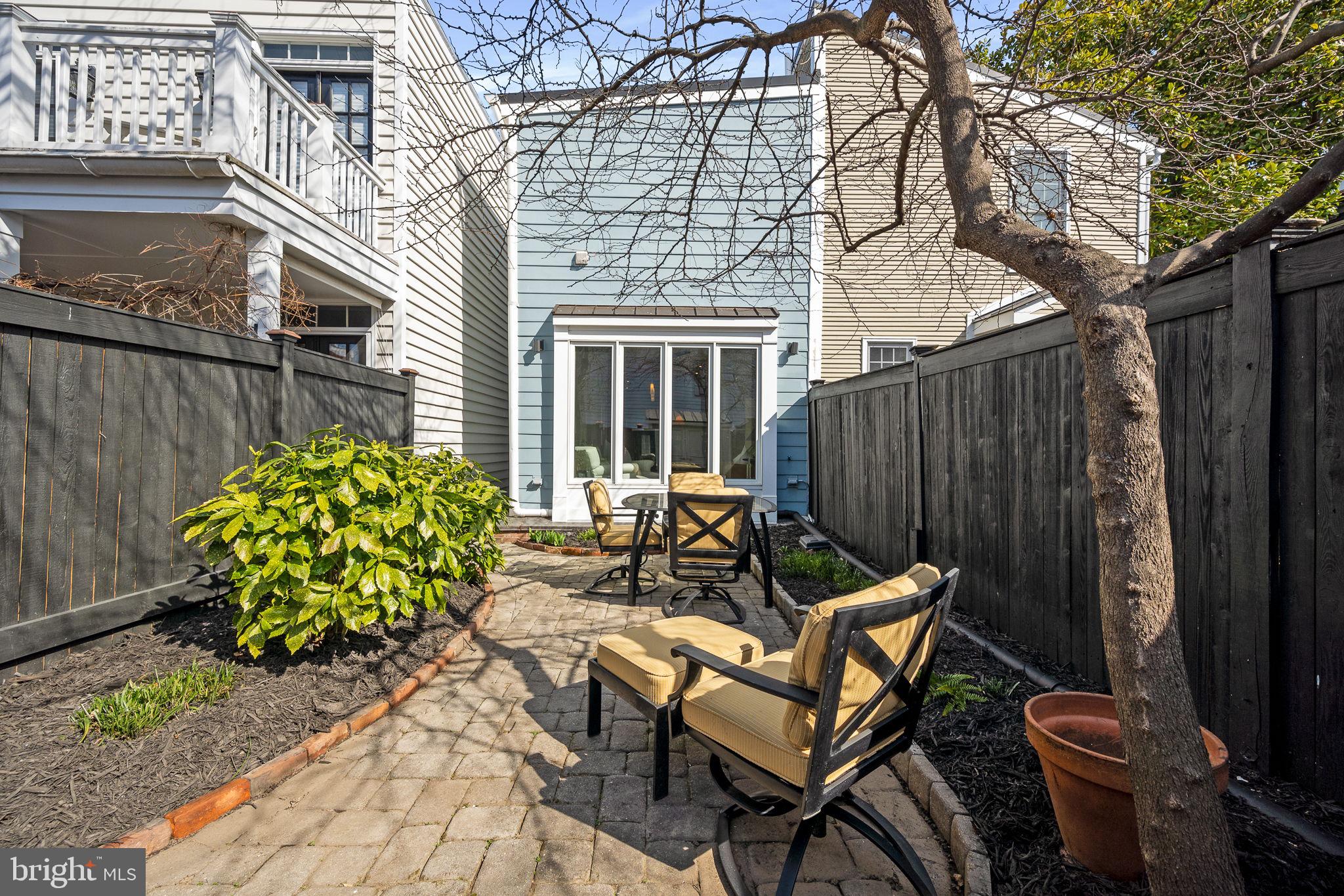 1226 PRINCE STREET