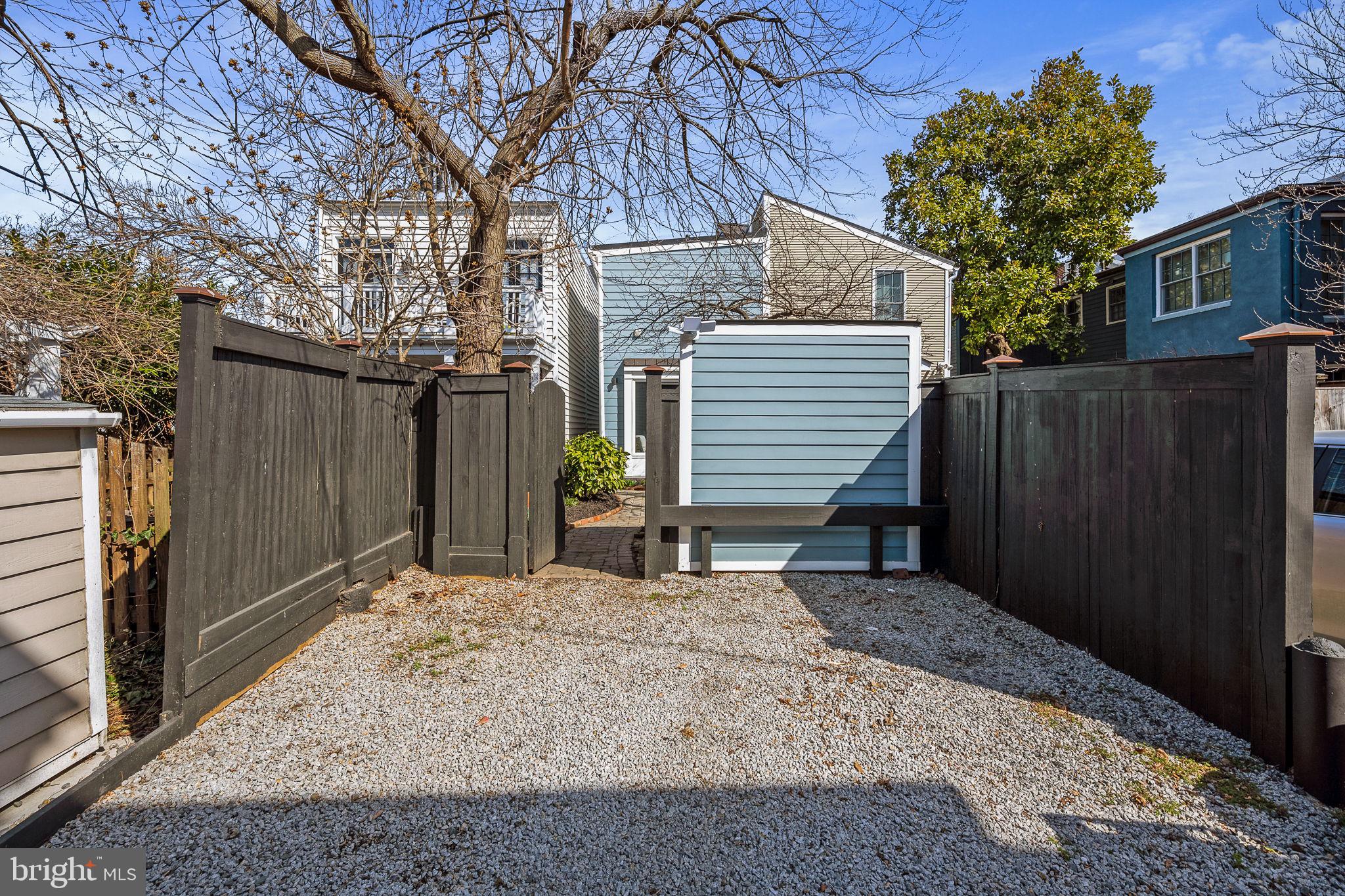 1226 PRINCE STREET