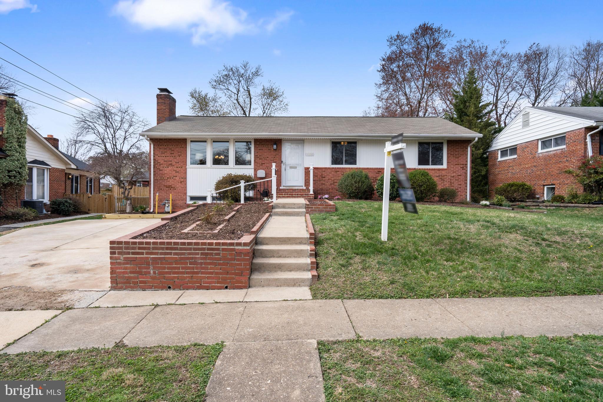 504 N OWEN STREET