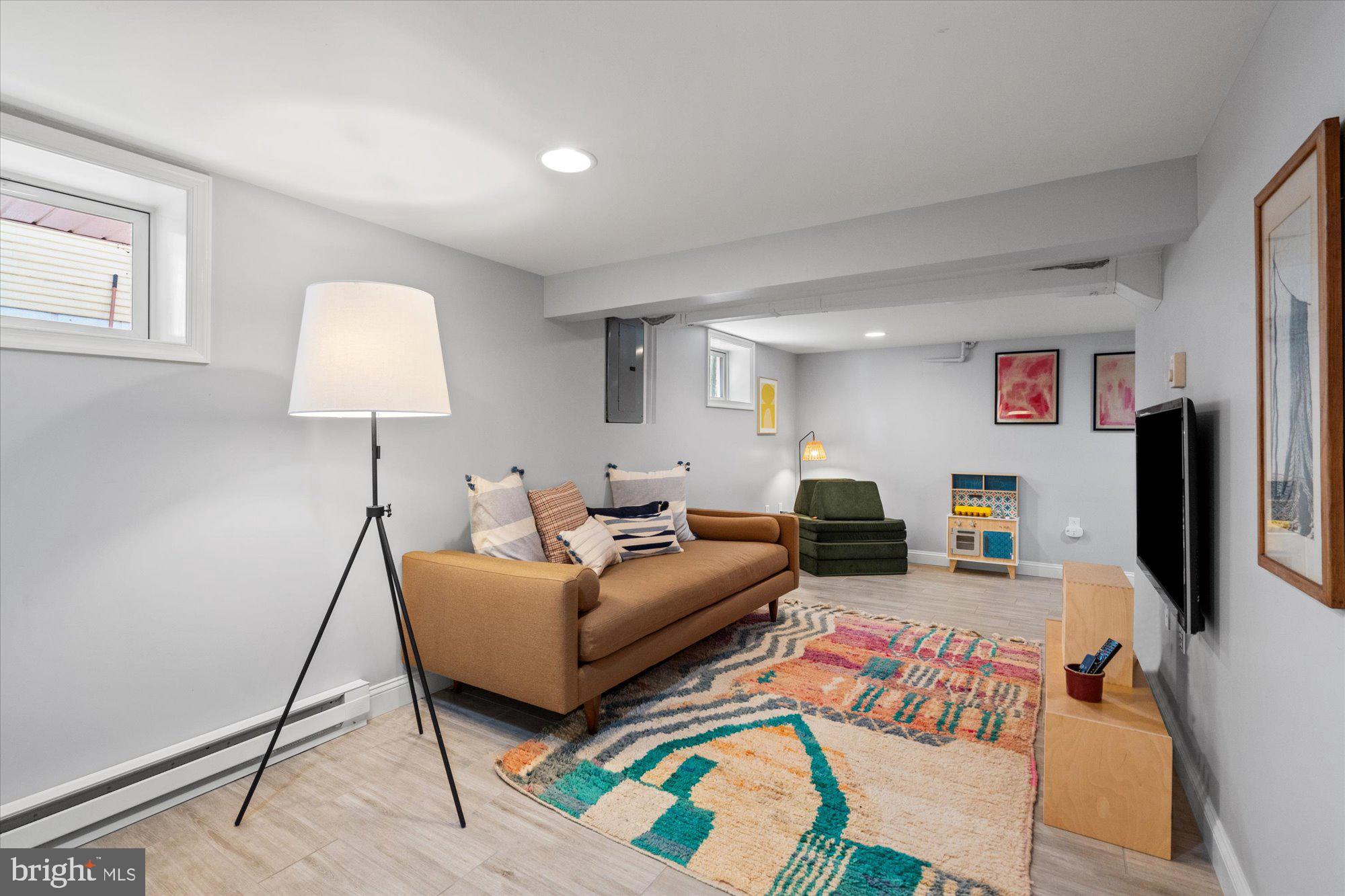20 W MASONIC VIEW AVENUE