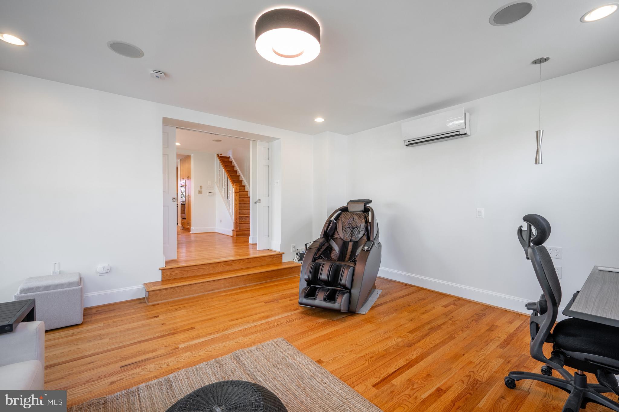 1 ANCELL STREET