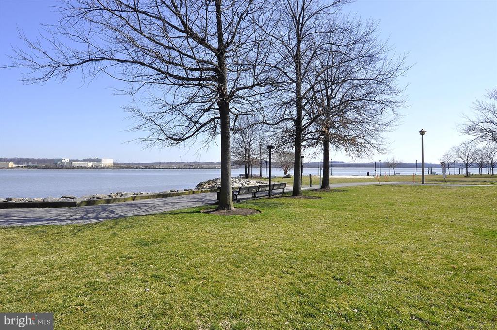 817 WATER PLACE
