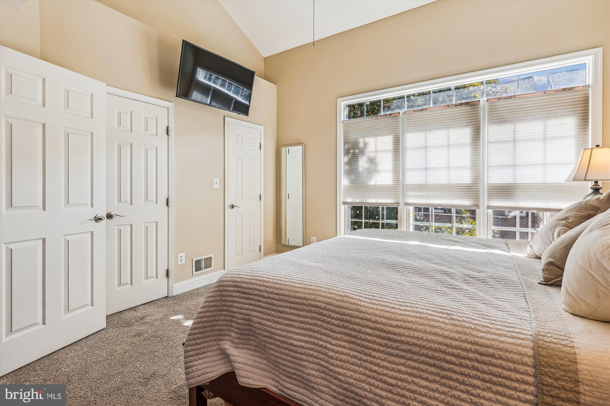 817 WATER PLACE
