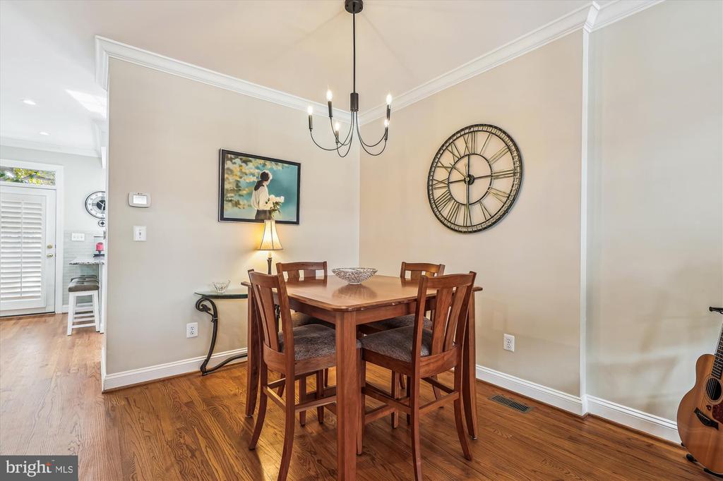 817 WATER PLACE