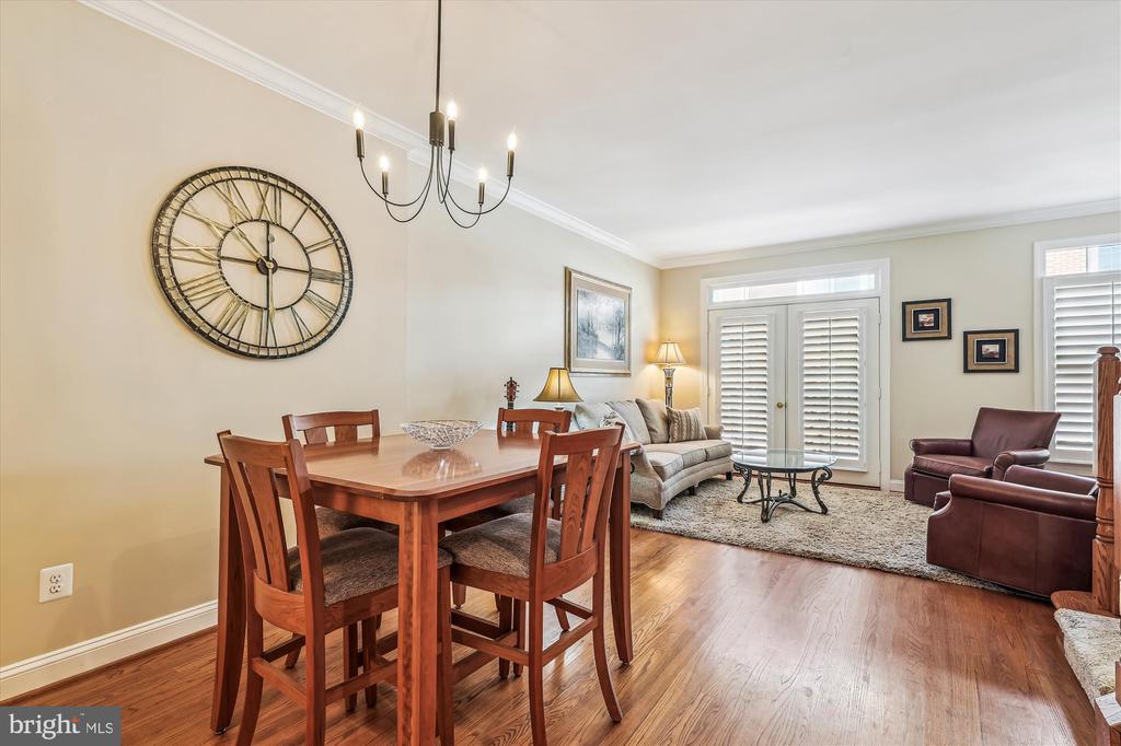 817 WATER PLACE