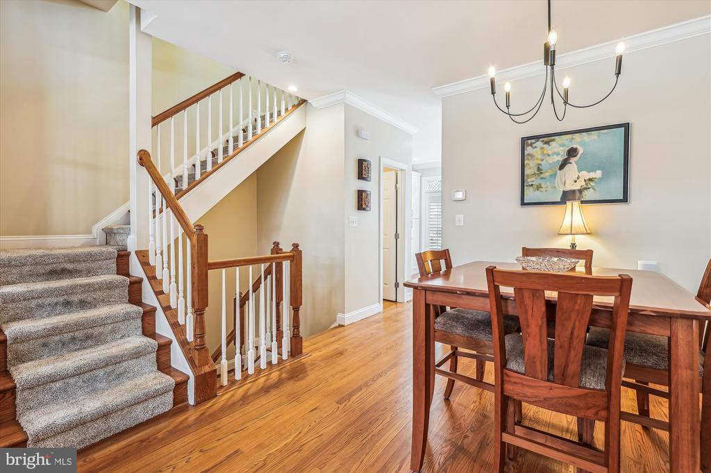 817 WATER PLACE