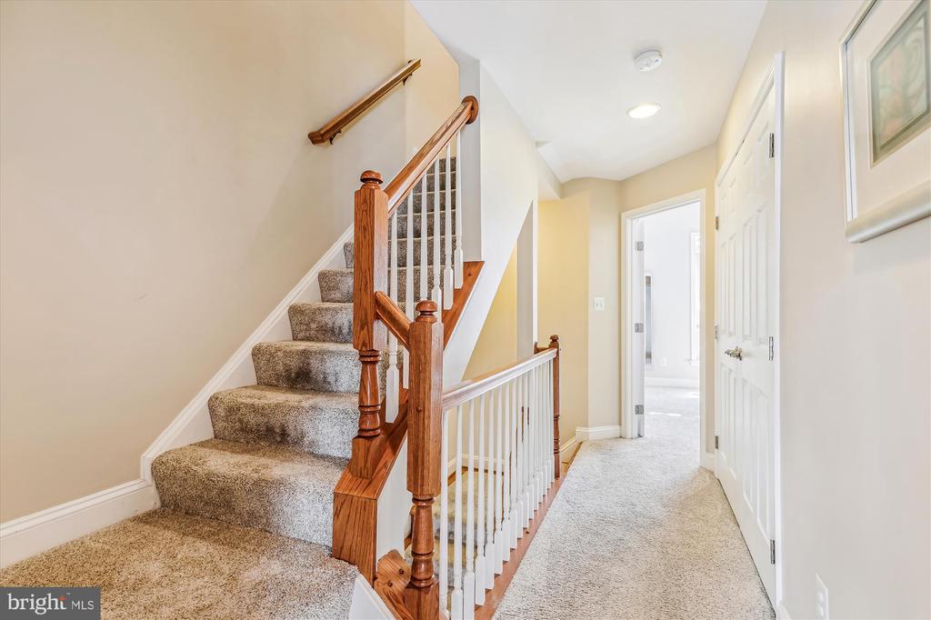 817 WATER PLACE
