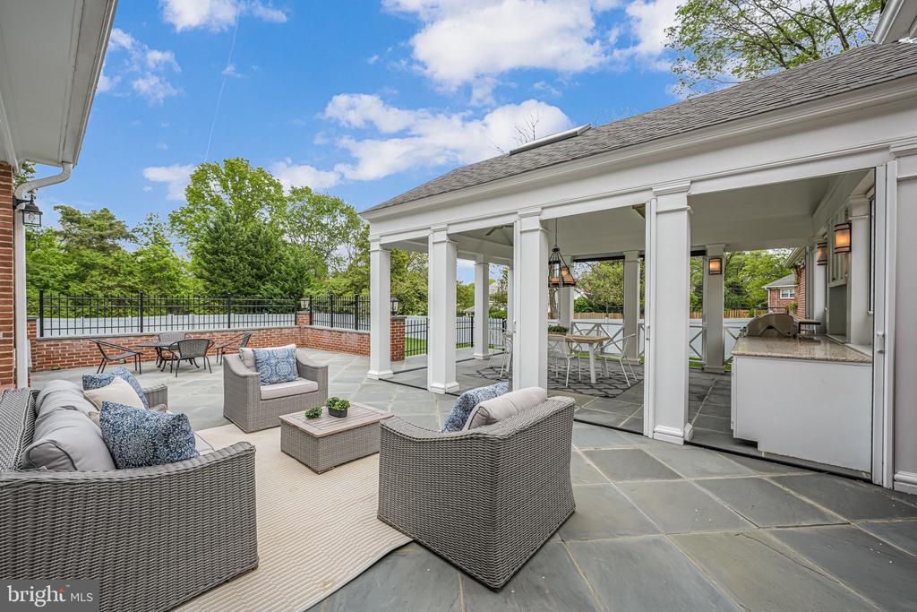 1419 JANNEYS LANE