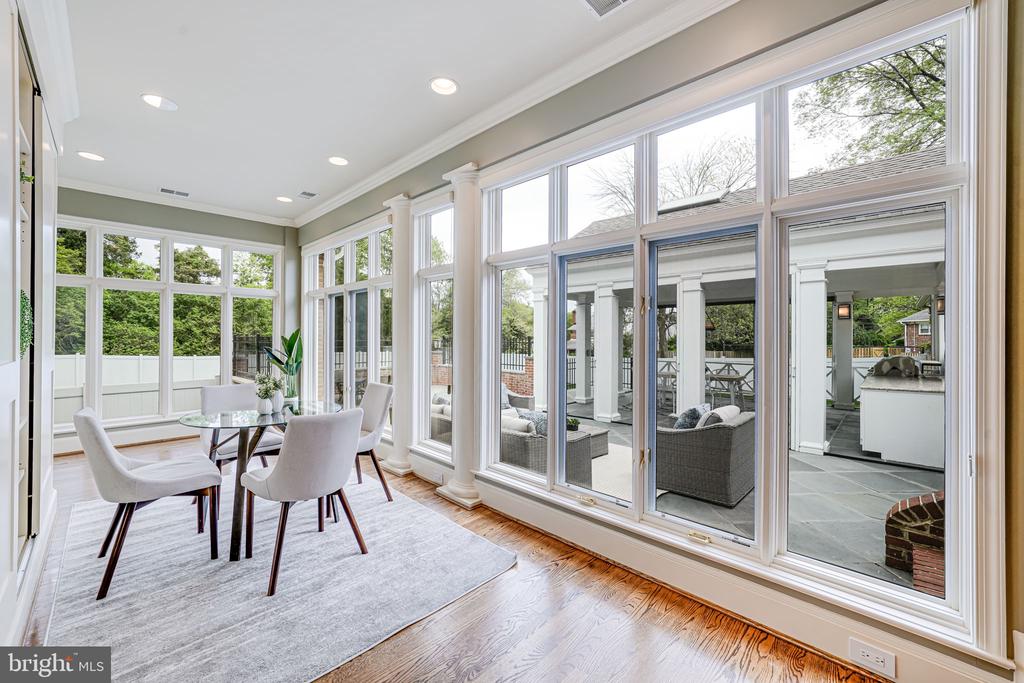 1419 JANNEYS LANE