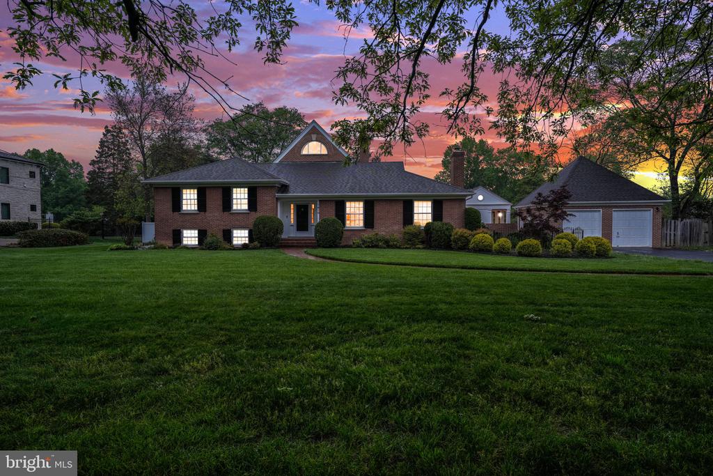 1419 JANNEYS LANE