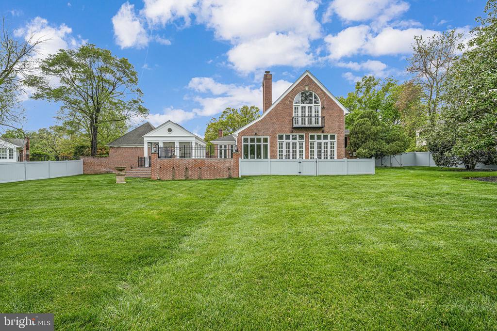 1419 JANNEYS LANE