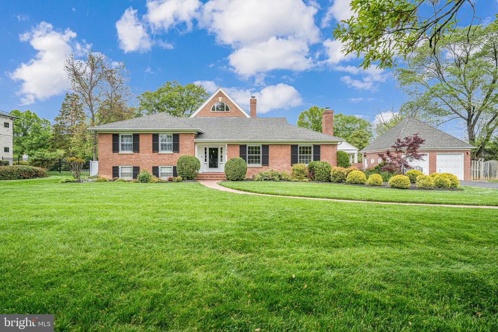 1419 JANNEYS LANE