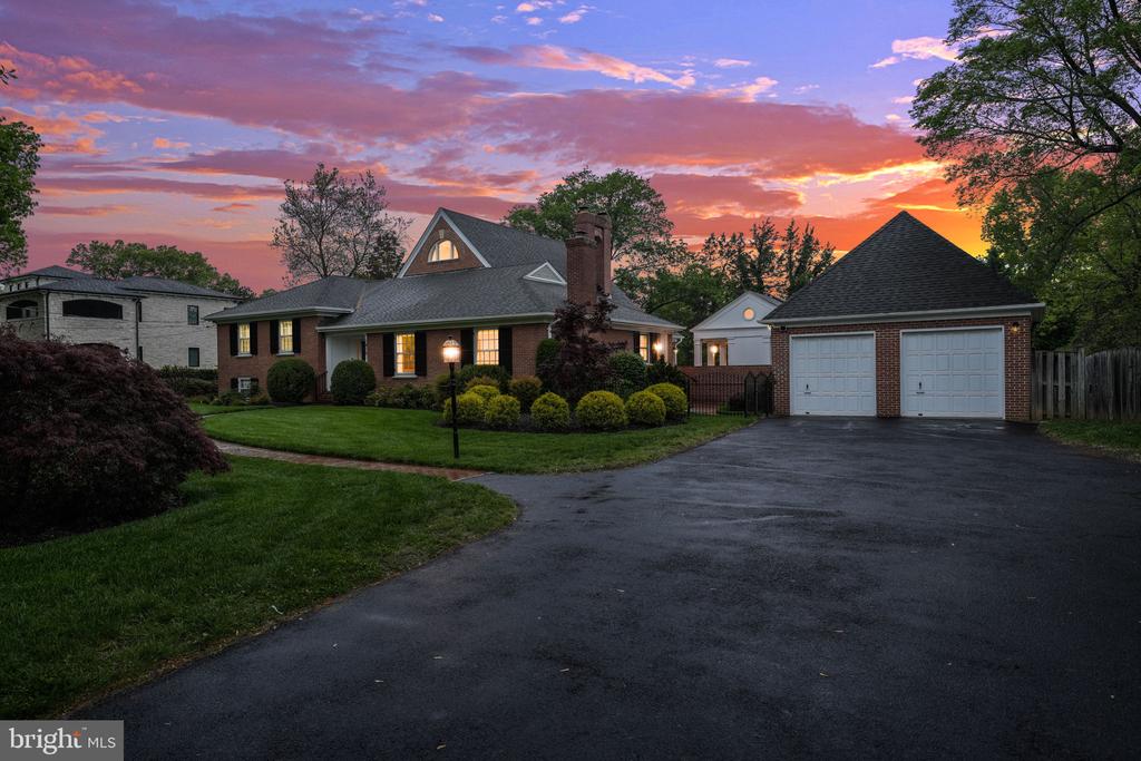 1419 JANNEYS LANE