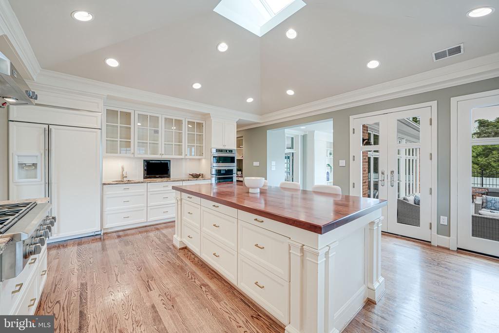 1419 JANNEYS LANE