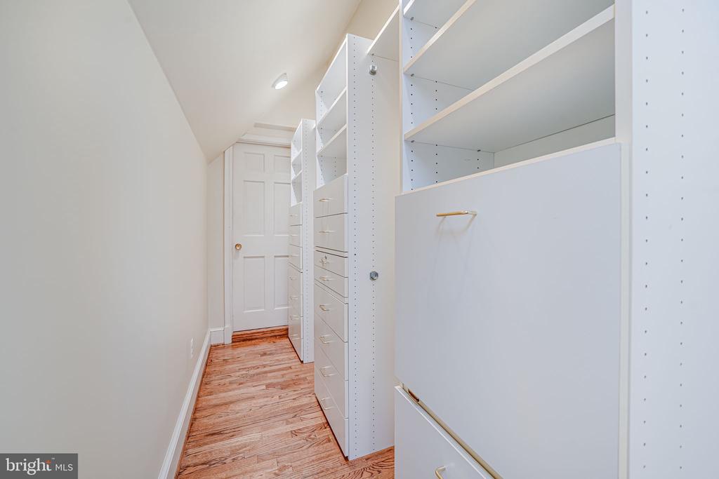 1419 JANNEYS LANE