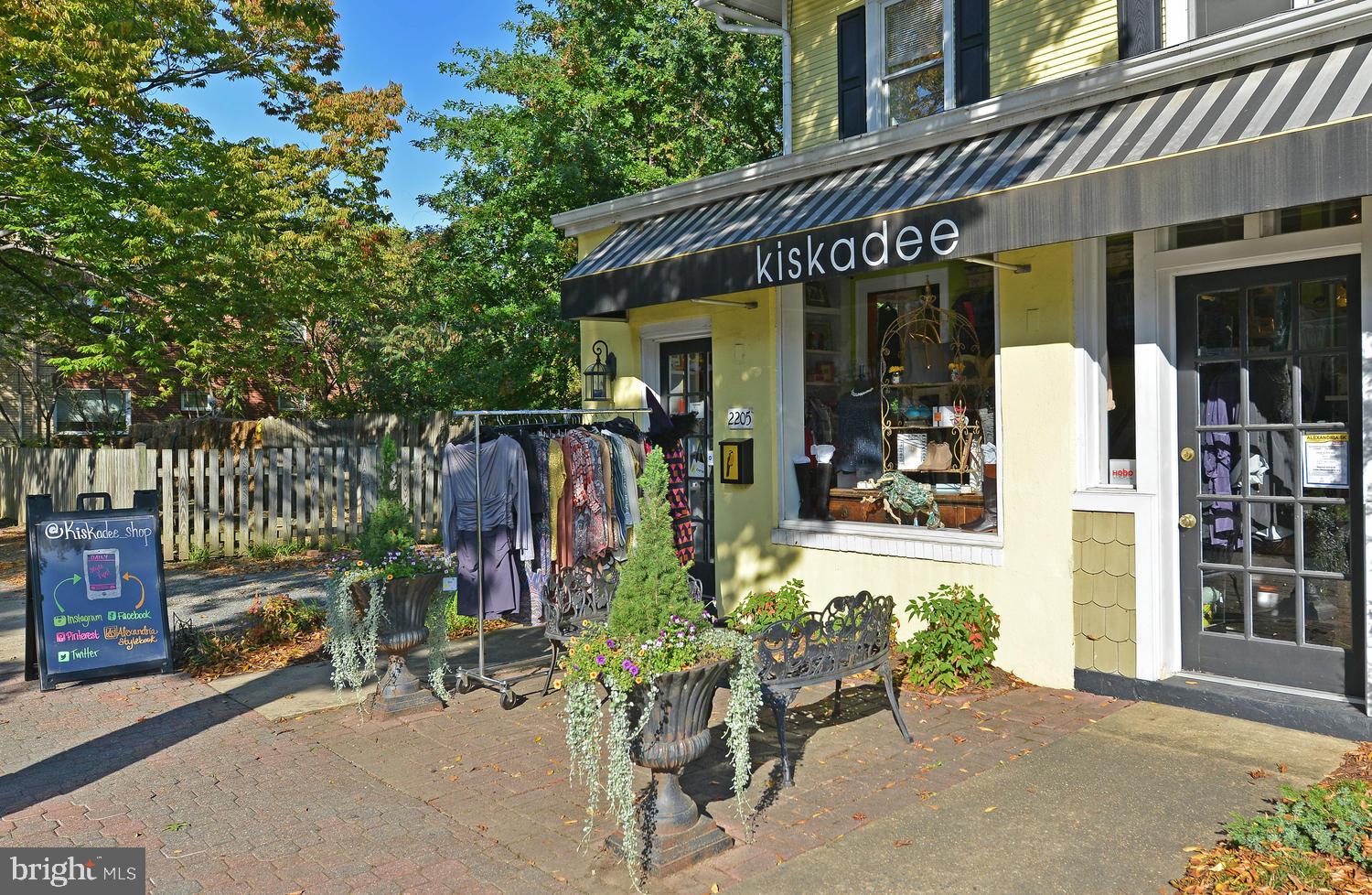 12 ANCELL STREET