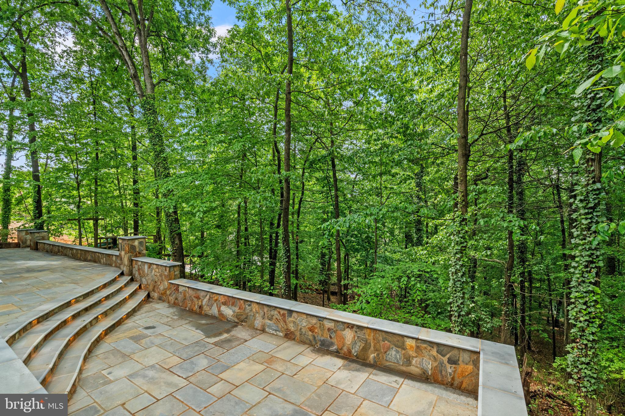 4812 MAURY LANE
