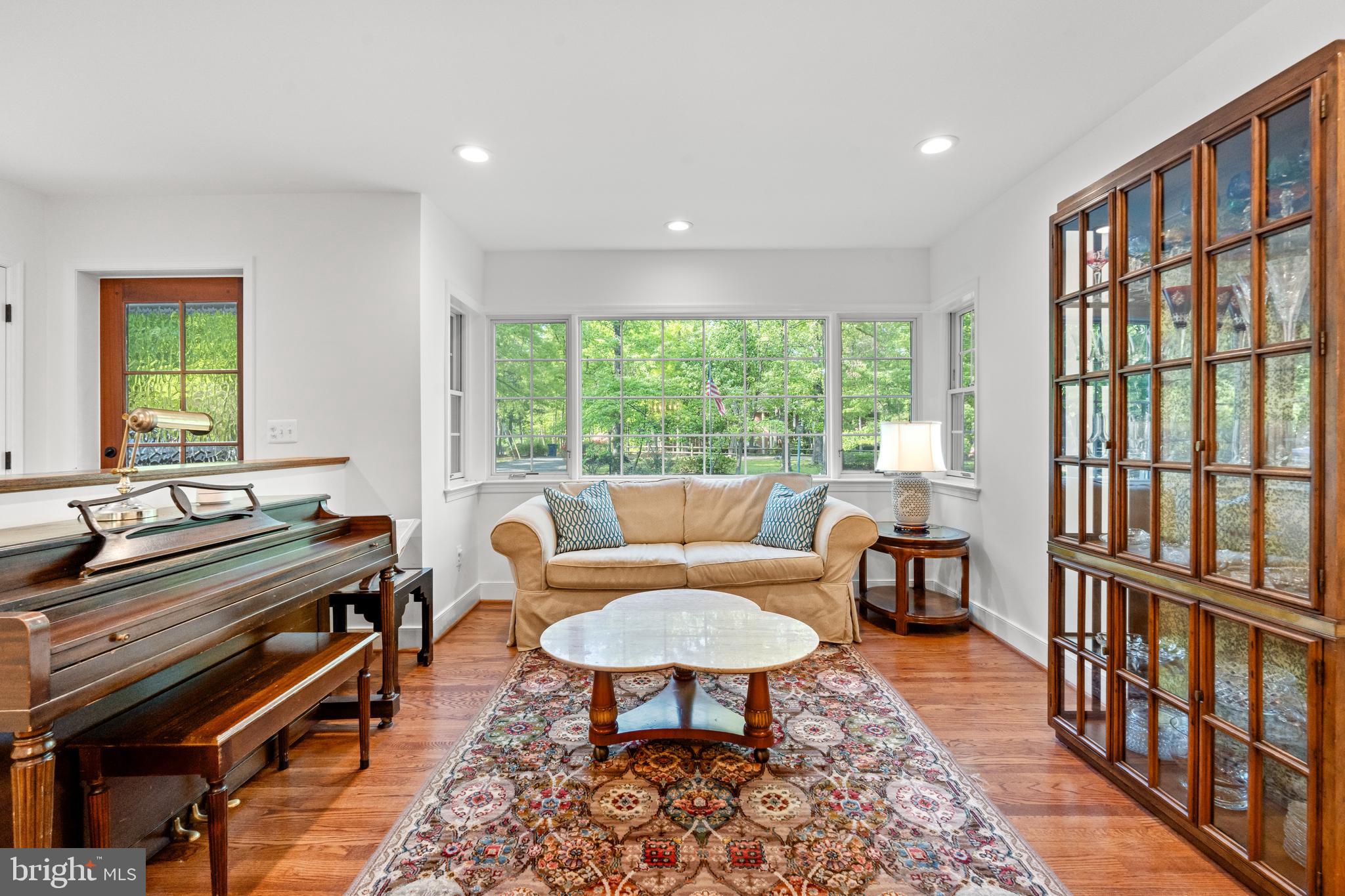 4812 MAURY LANE