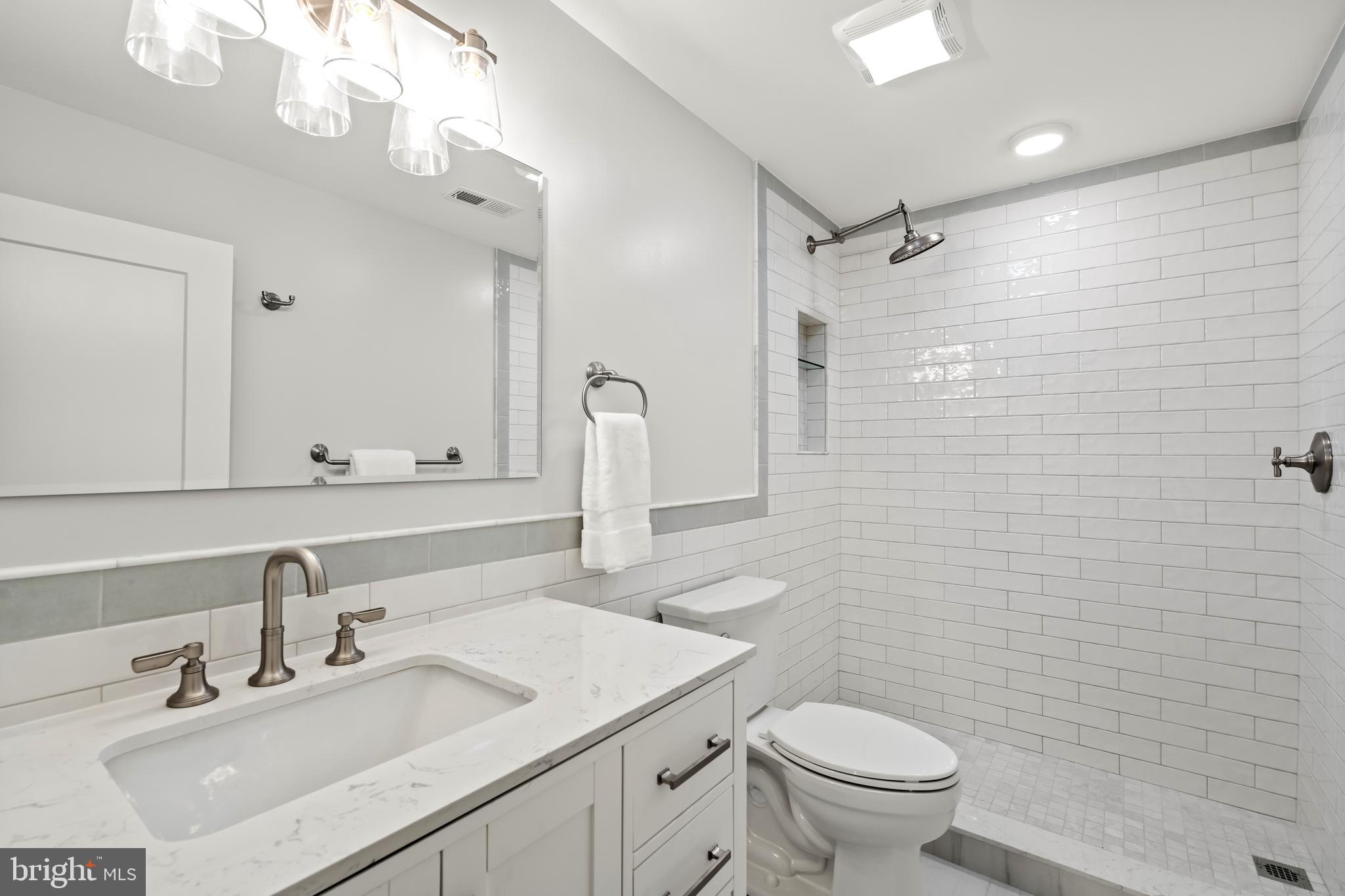 4812 MAURY LANE