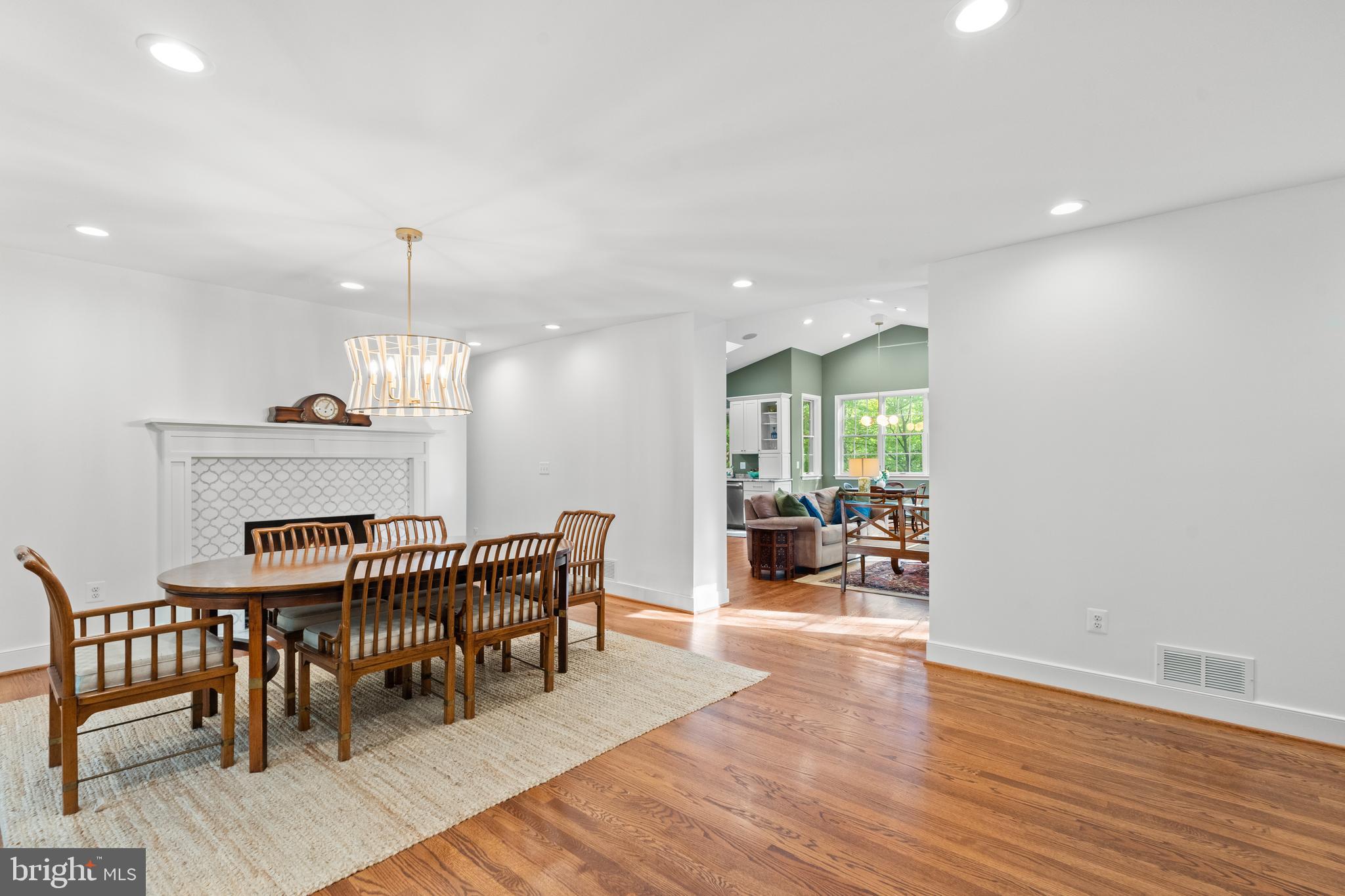 4812 MAURY LANE