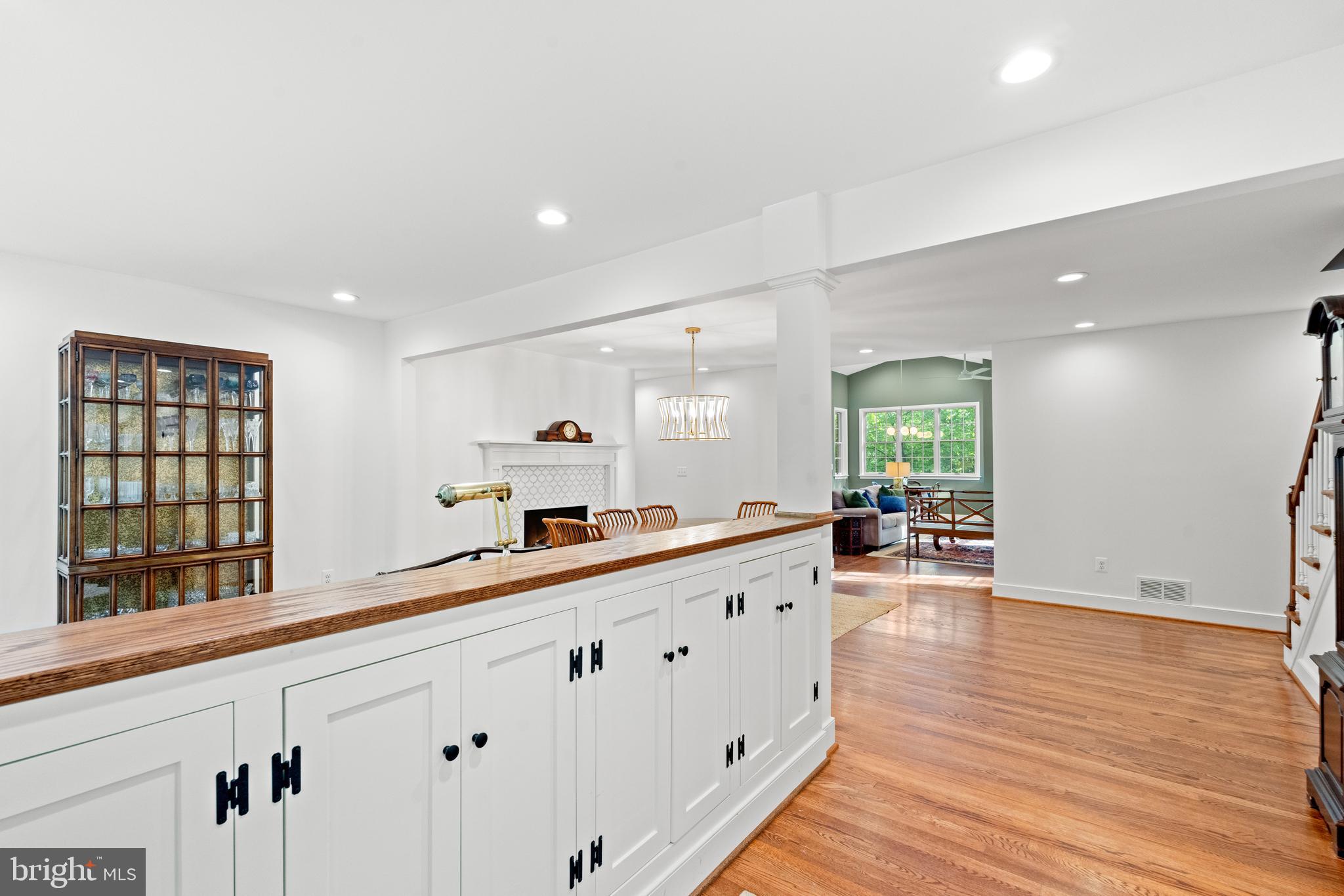 4812 MAURY LANE