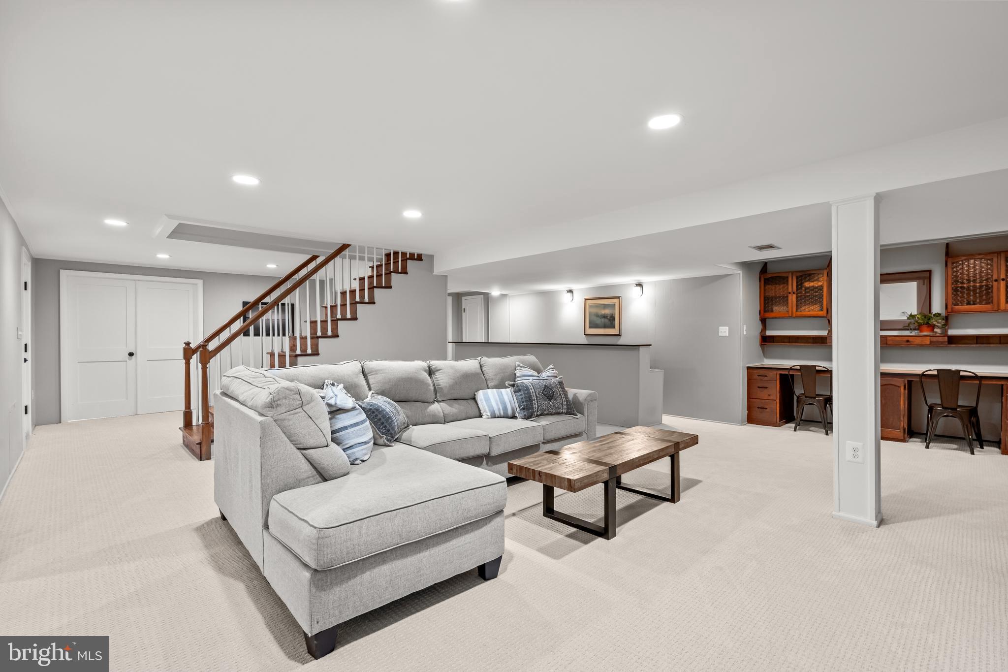 4812 MAURY LANE