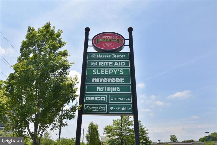 200 N PICKETT STREET 807