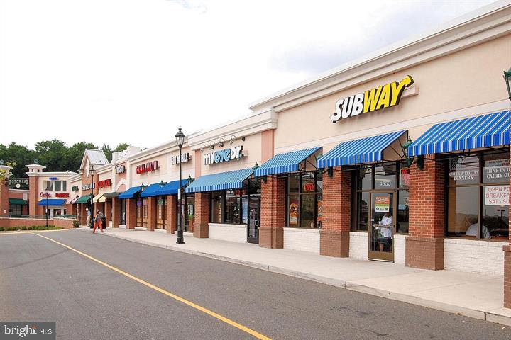 200 N PICKETT STREET 807