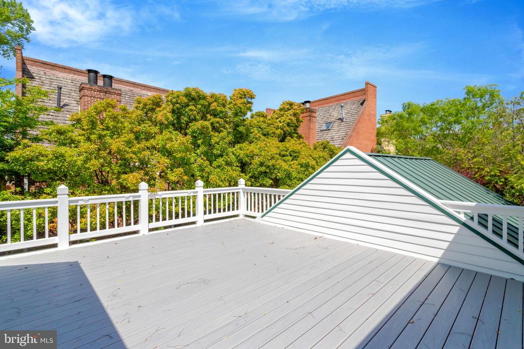 119 WOLFE STREET