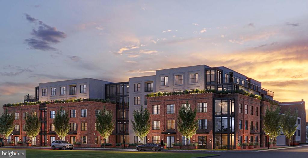 811 N COLUMBUS STREET 404