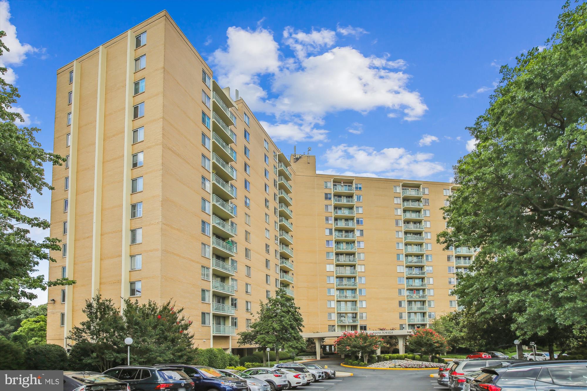 501 SLATERS LANE 316