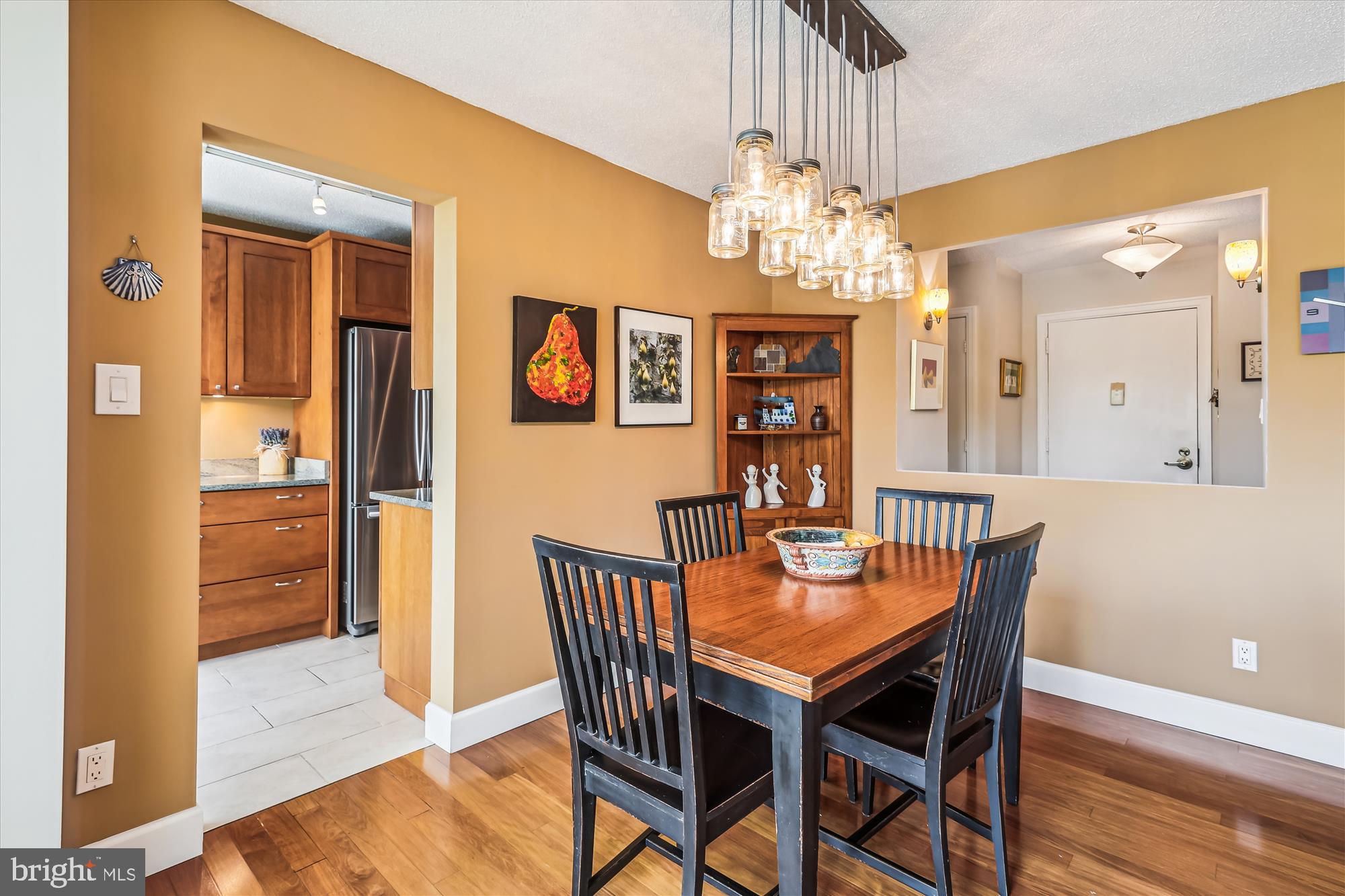 501 SLATERS LANE 316