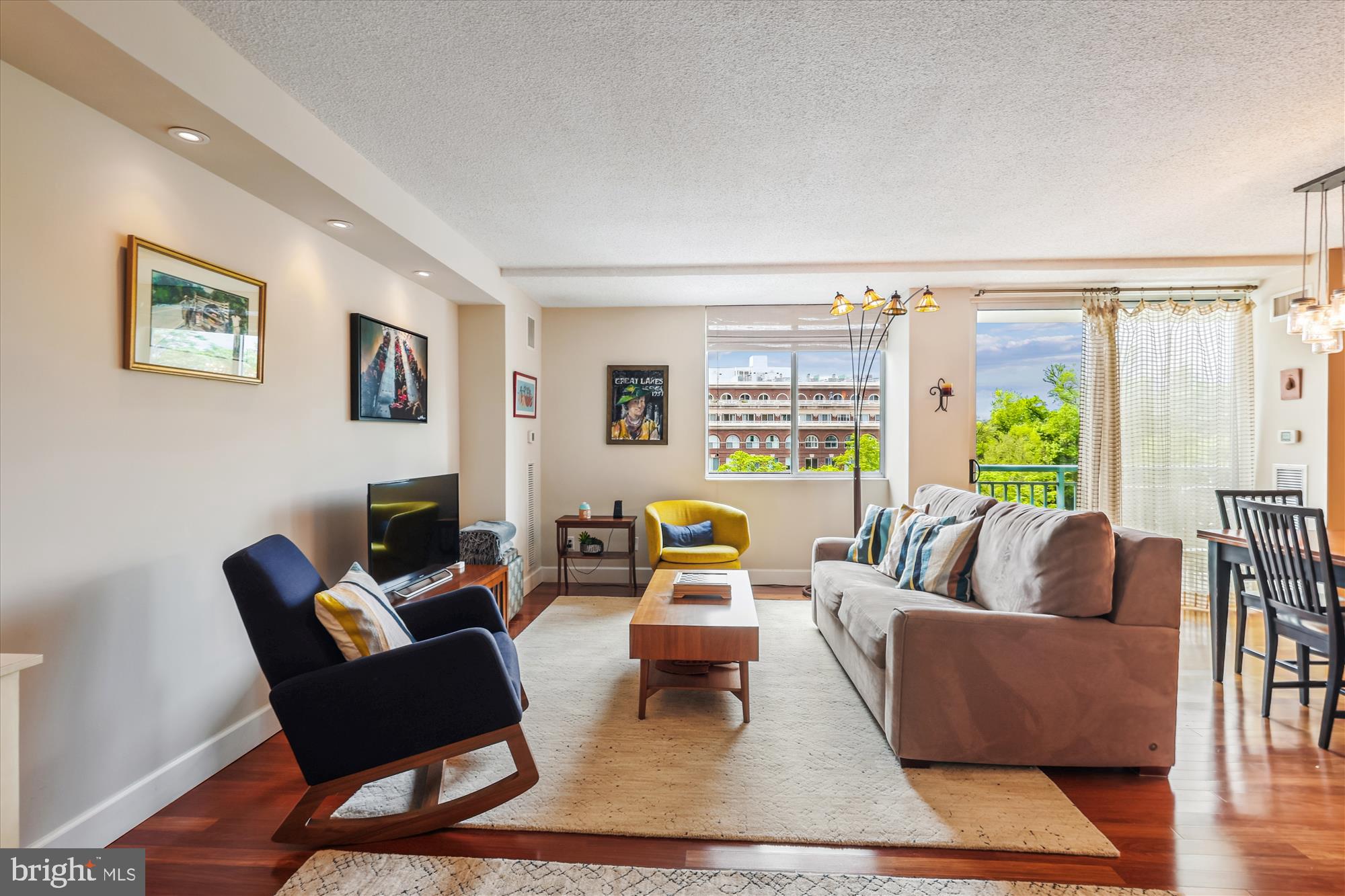 501 SLATERS LANE 316