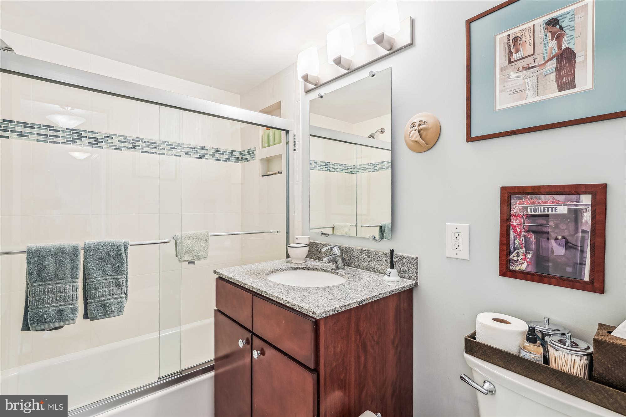 501 SLATERS LANE 316