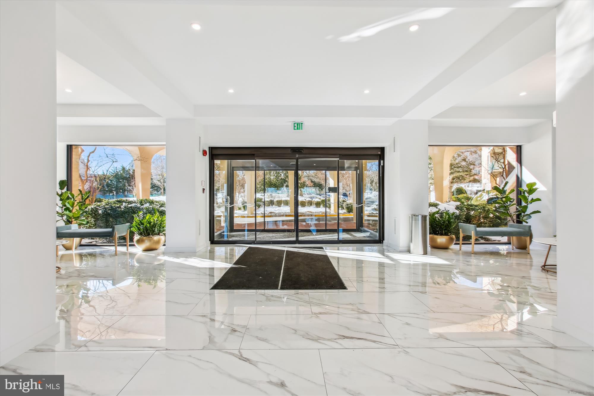 501 SLATERS LANE 316