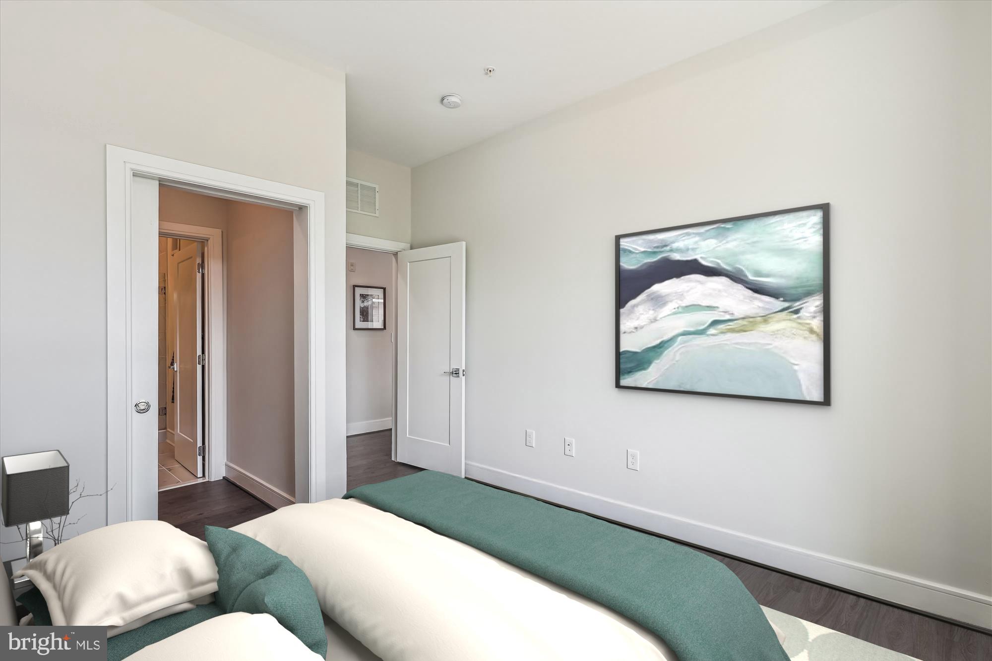 625 SLATERS LANE 407