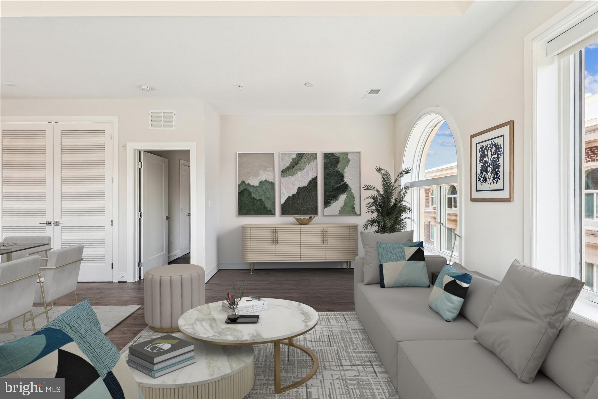 625 SLATERS LANE 407