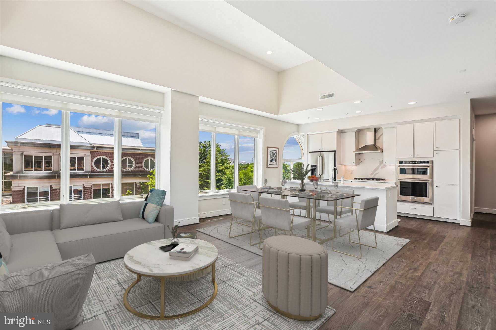 625 SLATERS LANE 407