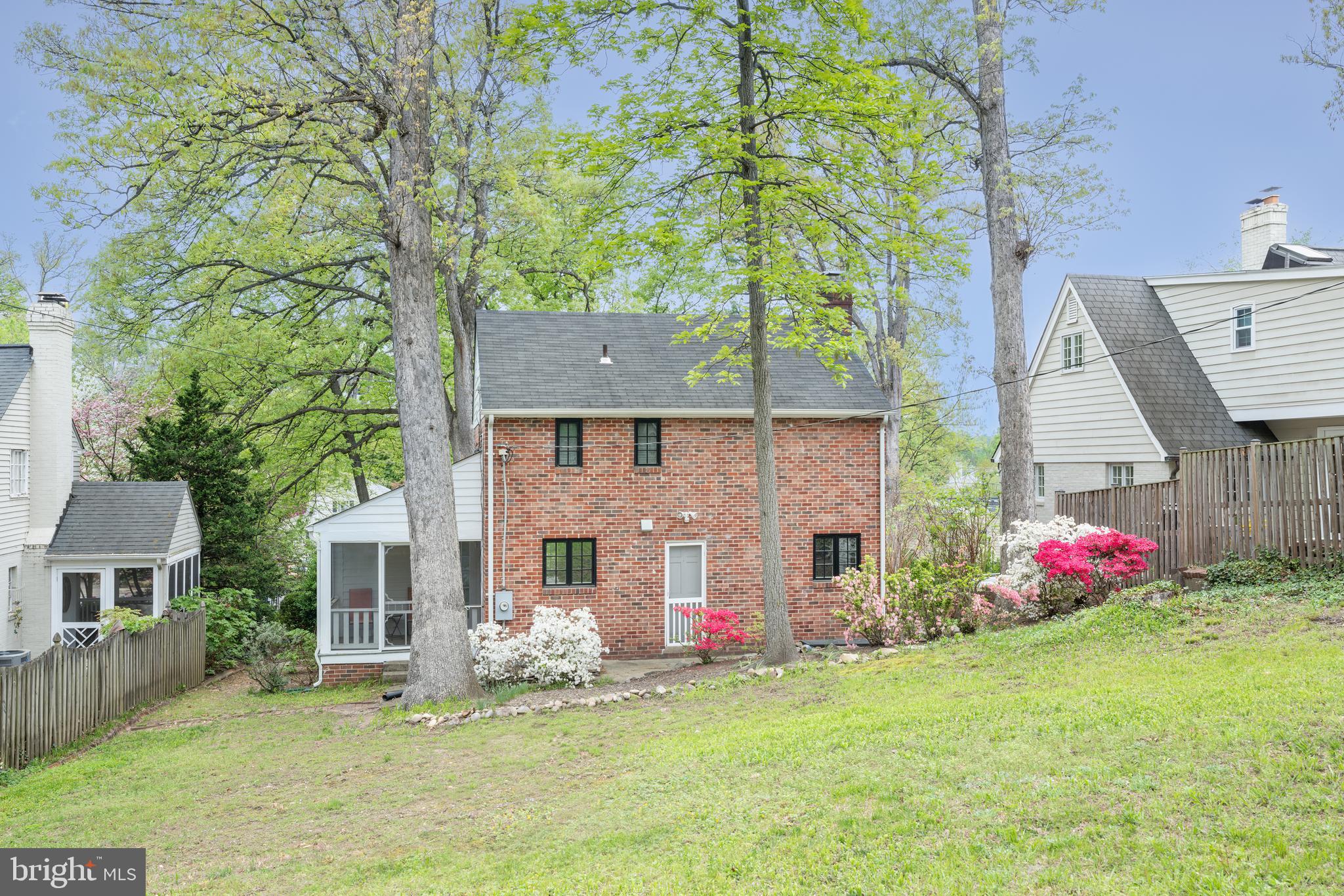 504 KENTUCKY AVENUE