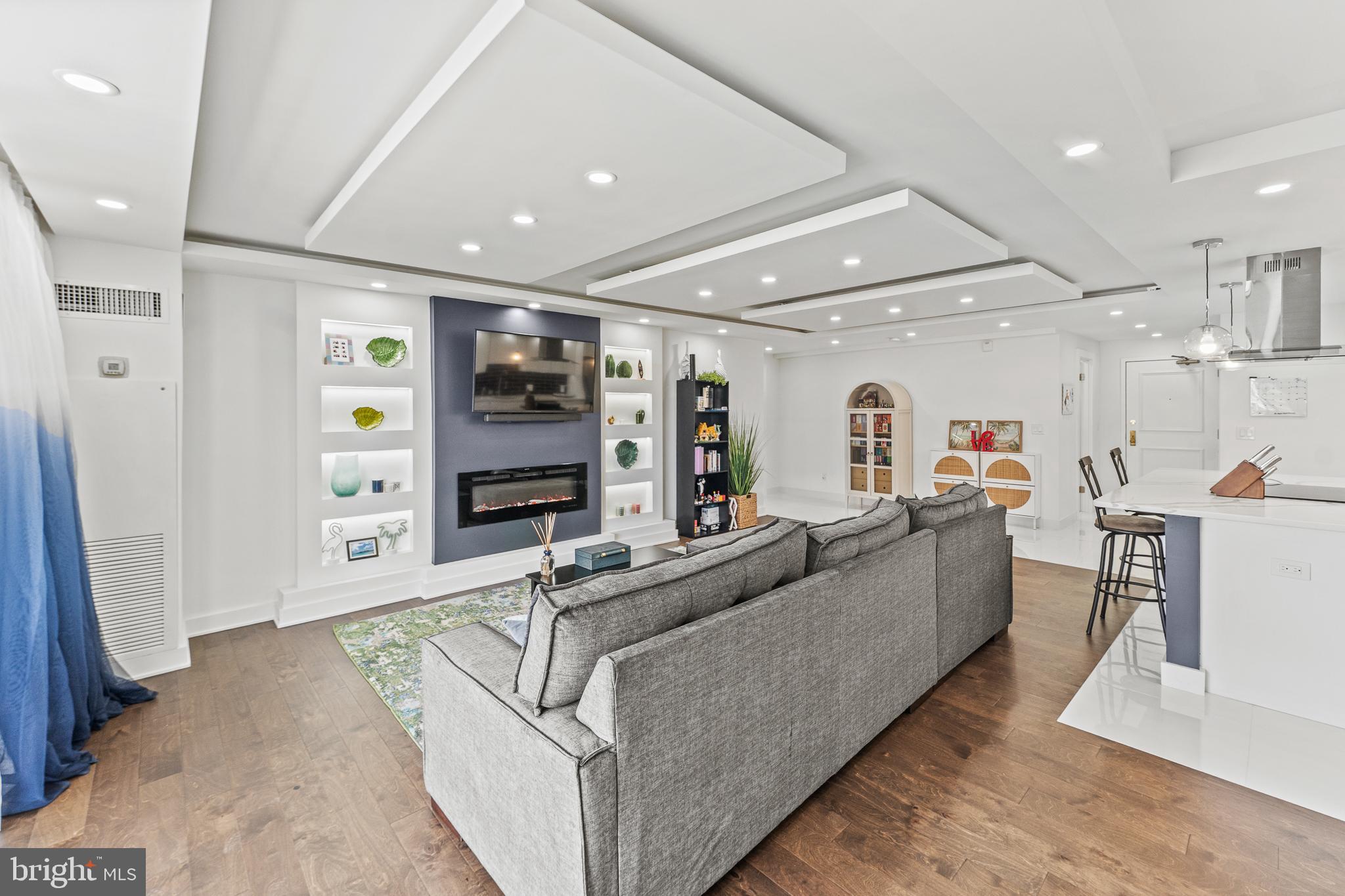 6101 EDSALL ROAD 1111