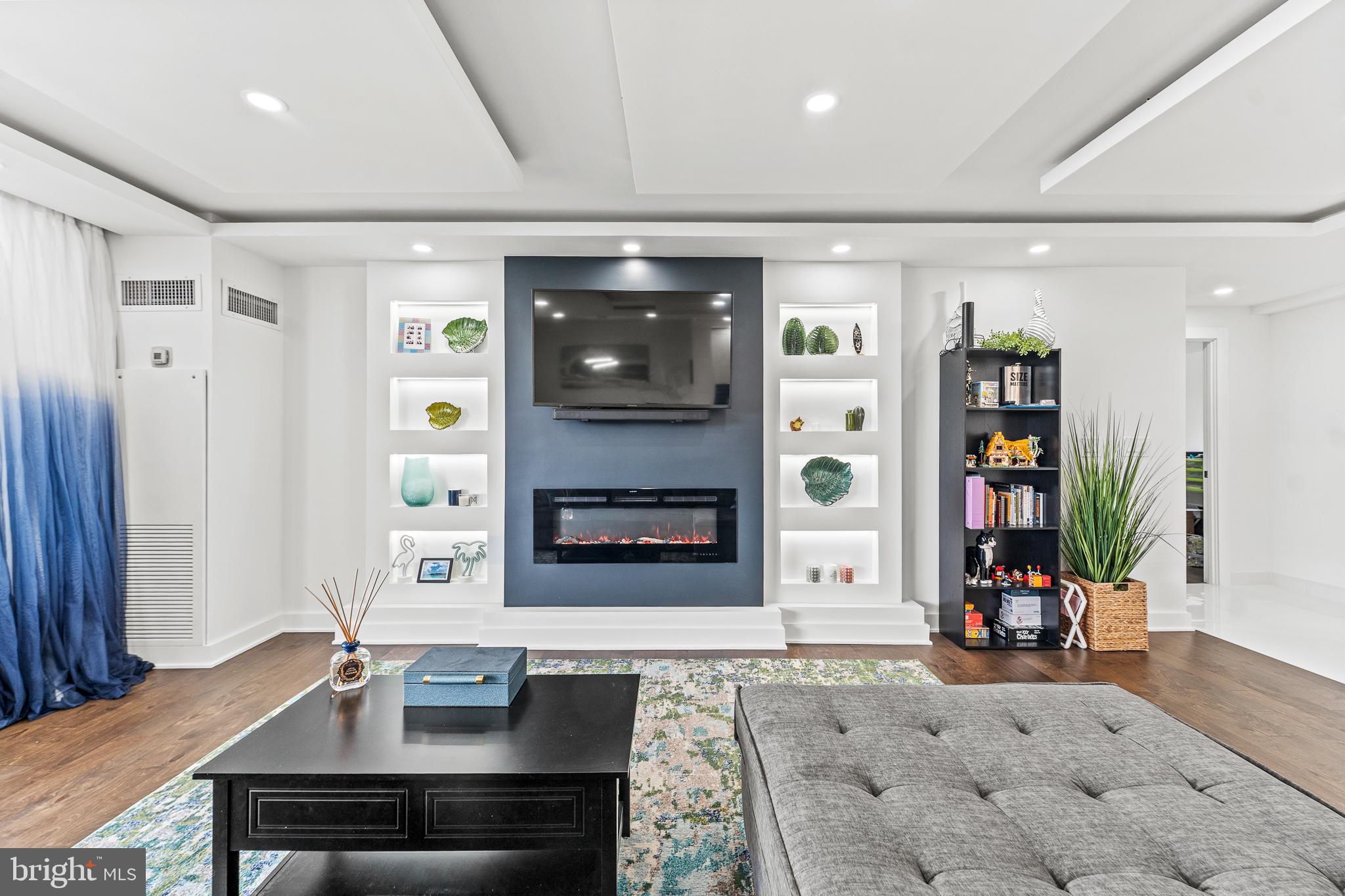 6101 EDSALL ROAD 1111