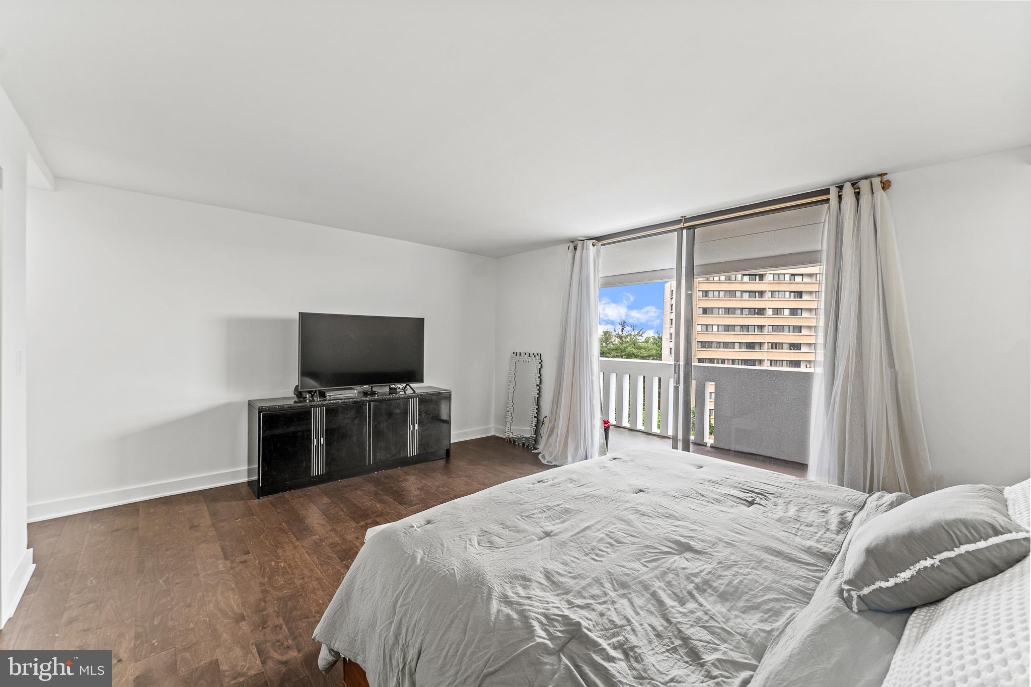6101 EDSALL ROAD 1111