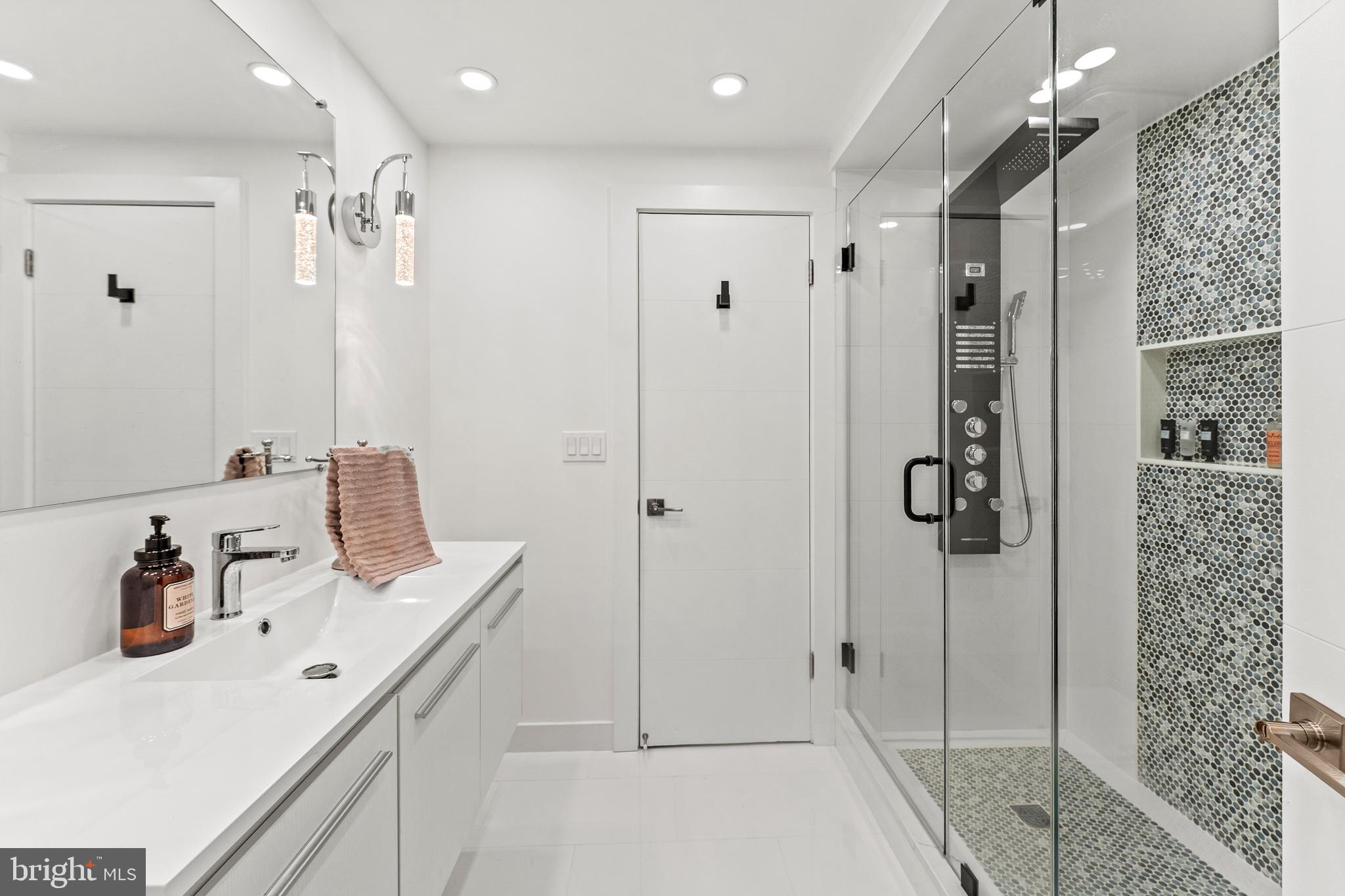 6101 EDSALL ROAD 1111