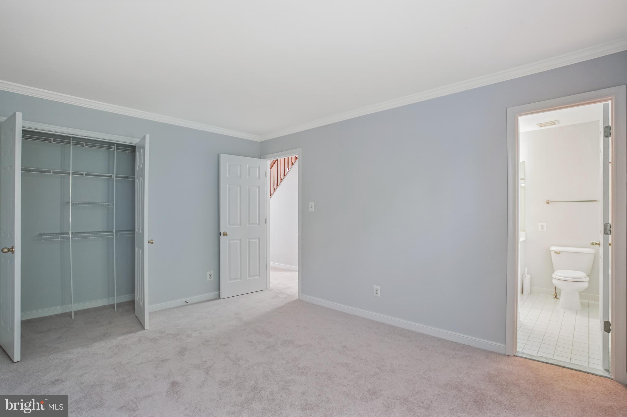 3818 WHITE POST COURT