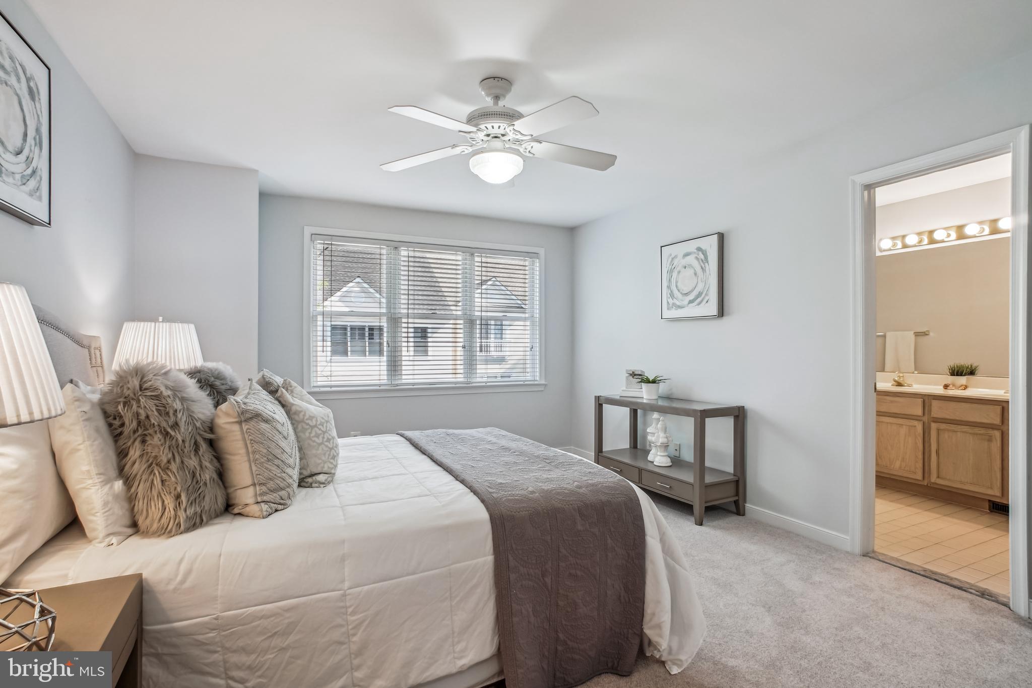 3818 WHITE POST COURT