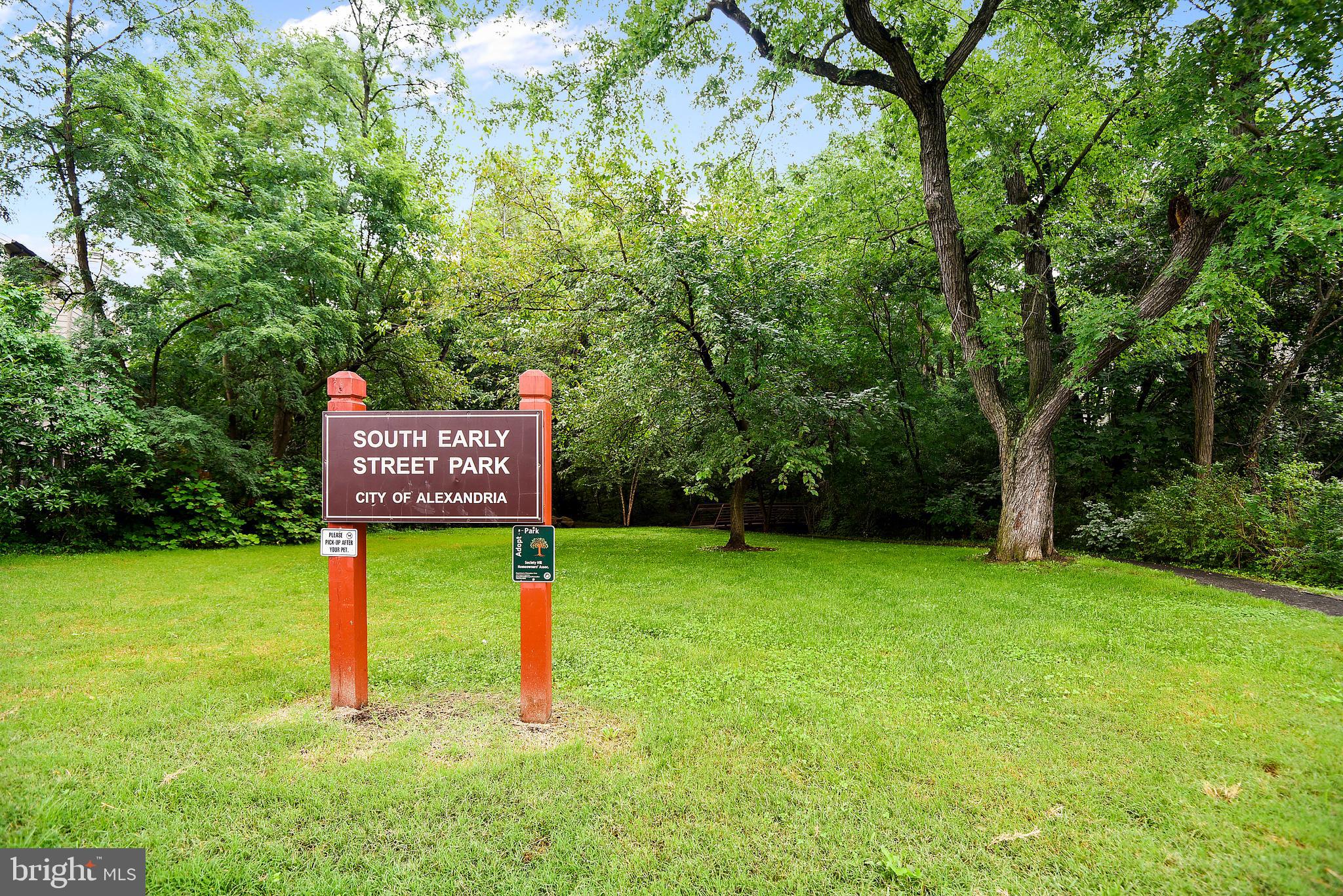 3818 WHITE POST COURT