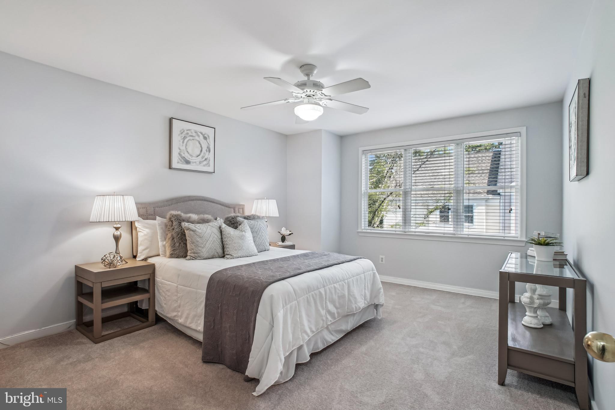 3818 WHITE POST COURT