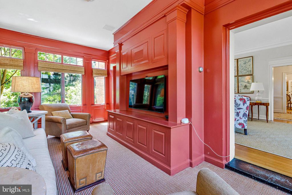 412 N VIEW TERRACE