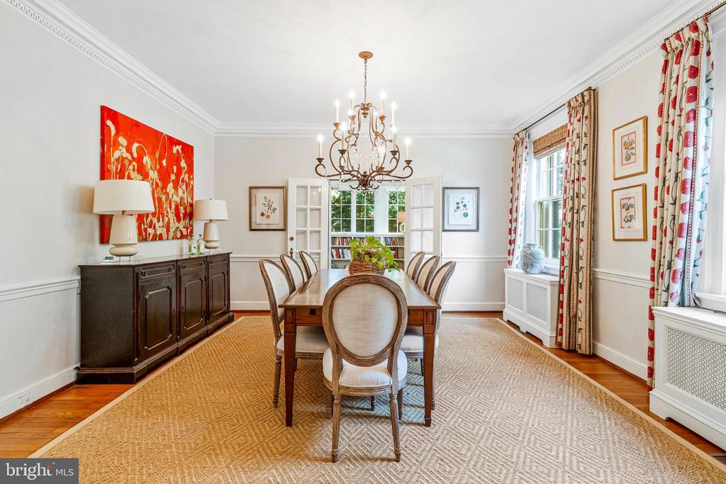 412 N VIEW TERRACE